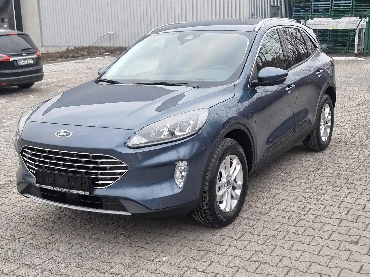 Ford Kuga Titanium Navi+Kamera+Winterpaket+Klima Blauw - 2