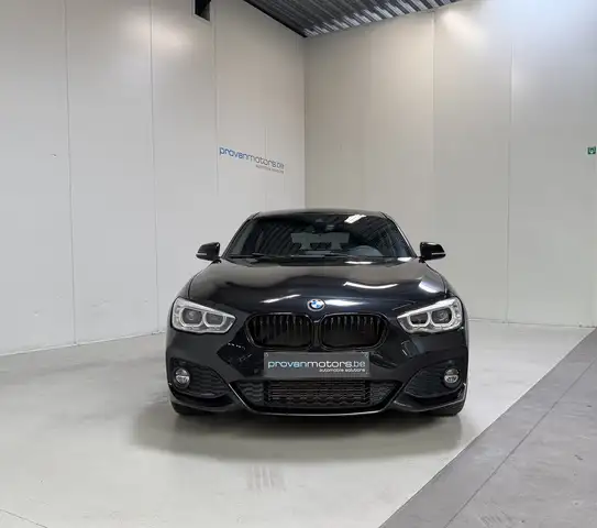 BMW 1 Series view 22