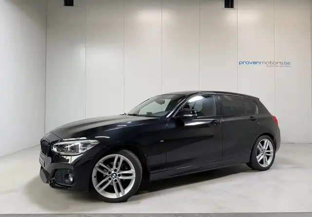 BMW 1 Series view 4
