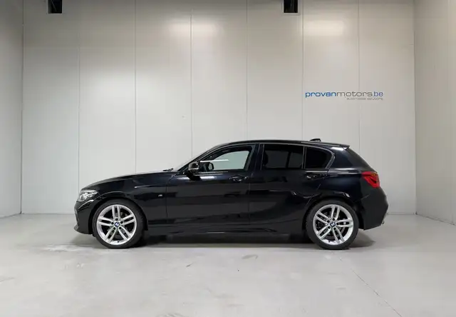 BMW 1 Series view 8
