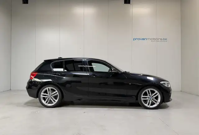 BMW 1 Series view 25