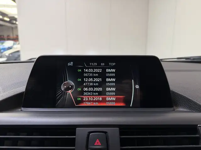 BMW 1 Series view 26