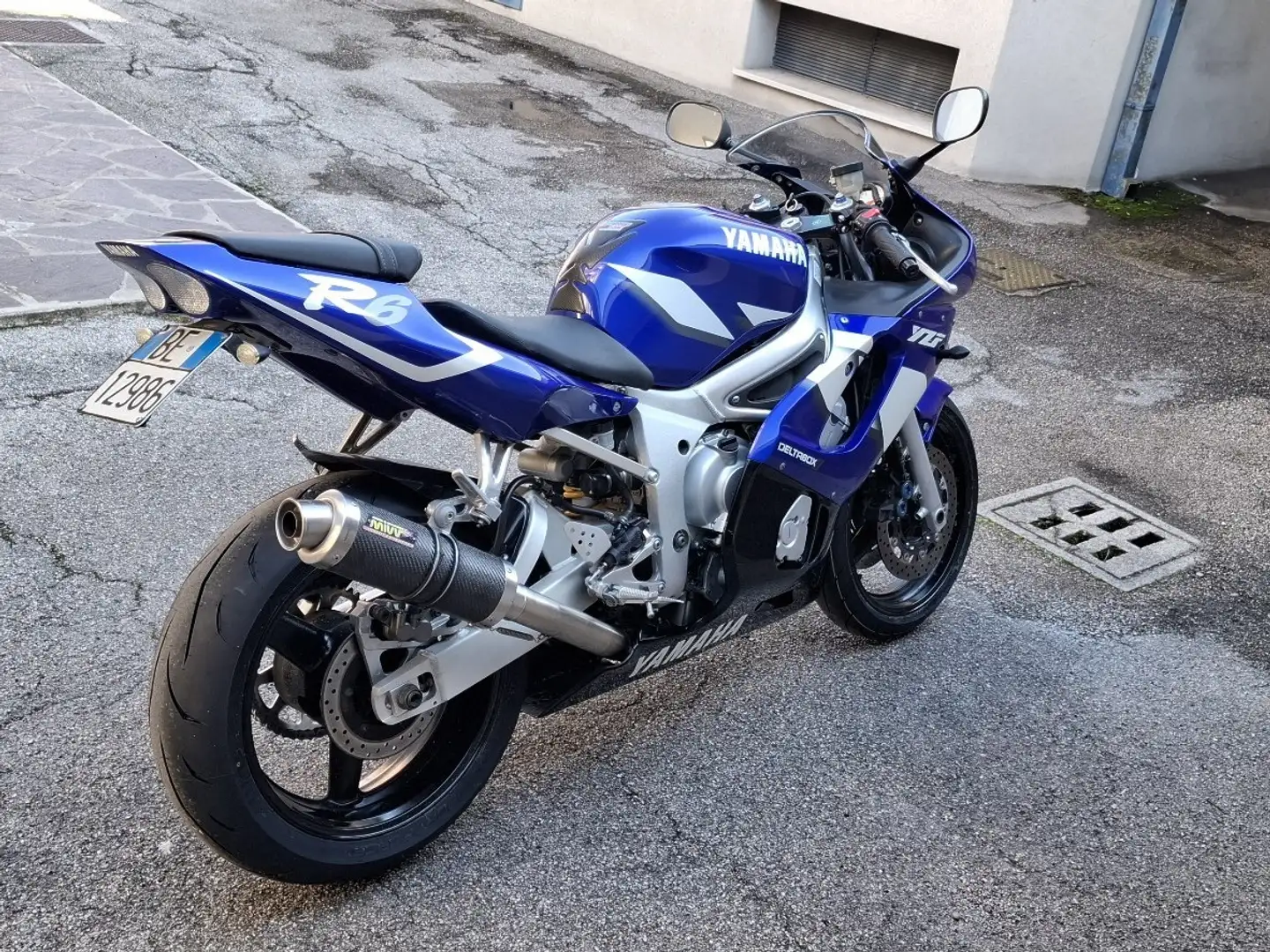 Yamaha YZF-R6 Blu/Azzurro - 2
