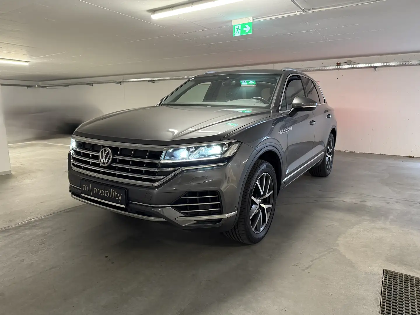 Volkswagen Touareg 3.0 V6 TDI Elegance | Erstbesitz | ACC | LaneAs. Grau - 2
