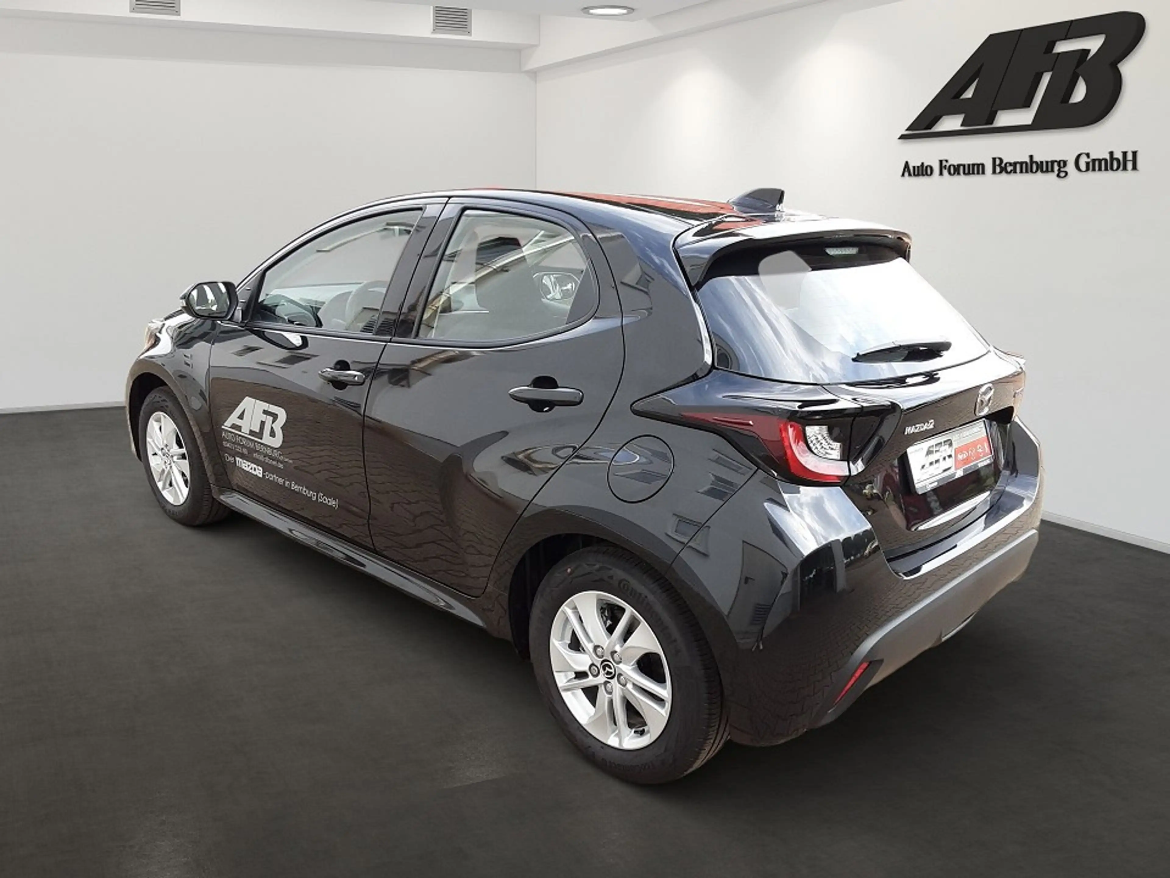 Mazda 2 Hybrid 1.5L Hybrid VVT-i 116 Center-Line — photo 4
