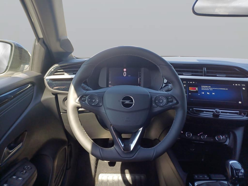 Opel Corsa . GS. 1.2 Direc — photo 12