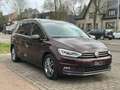 Volkswagen Touran 1.5 TSI Highline DSG - 7 zit - Pano - Camera - Rosso - thumbnail 2