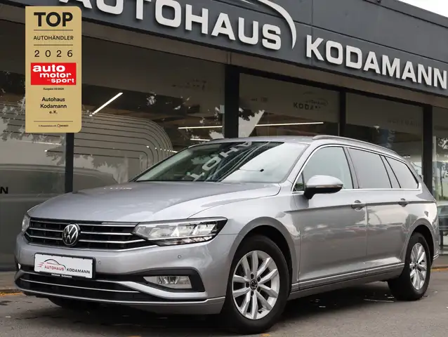 2022 Volkswagen Passat in Silver for sale
