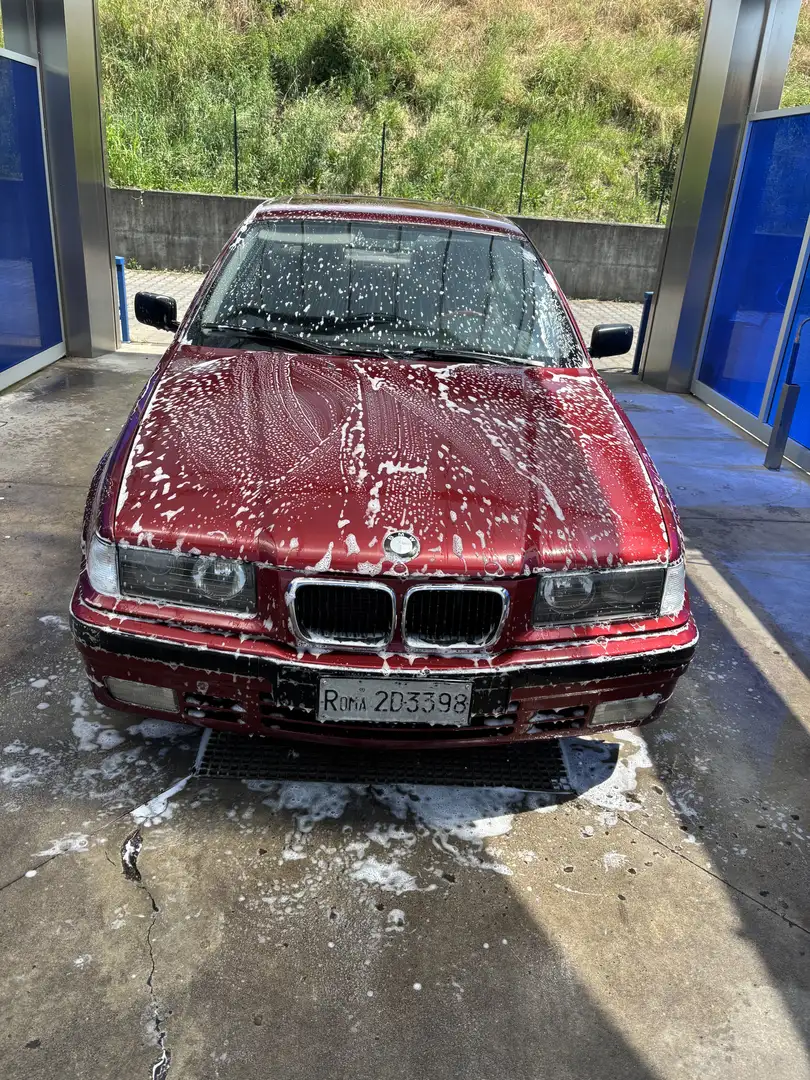 BMW 318 318i - 1