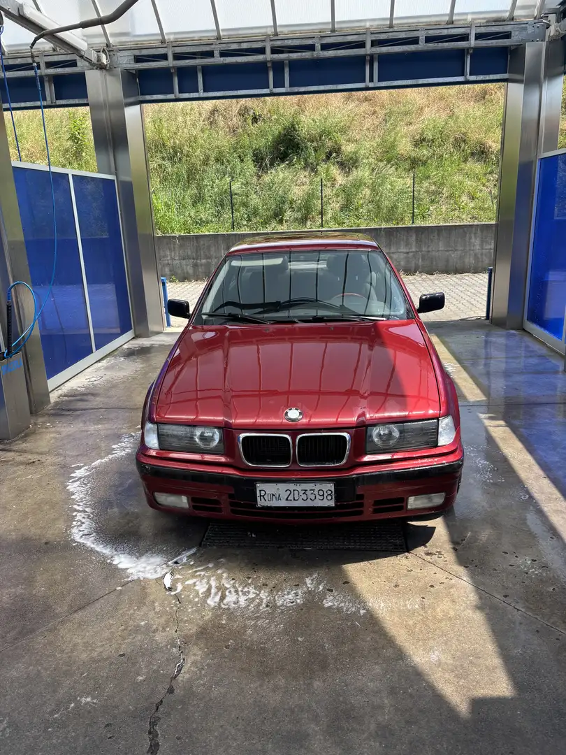 BMW 318 318i - 2