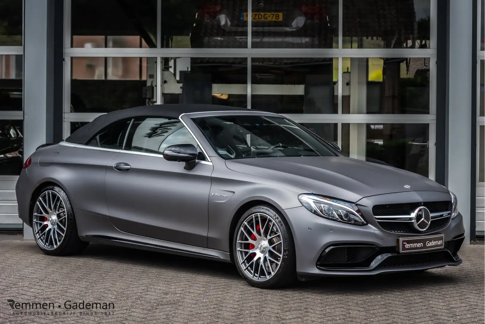 Mercedes-Benz C 63 AMG Cabrio S Gris - 2