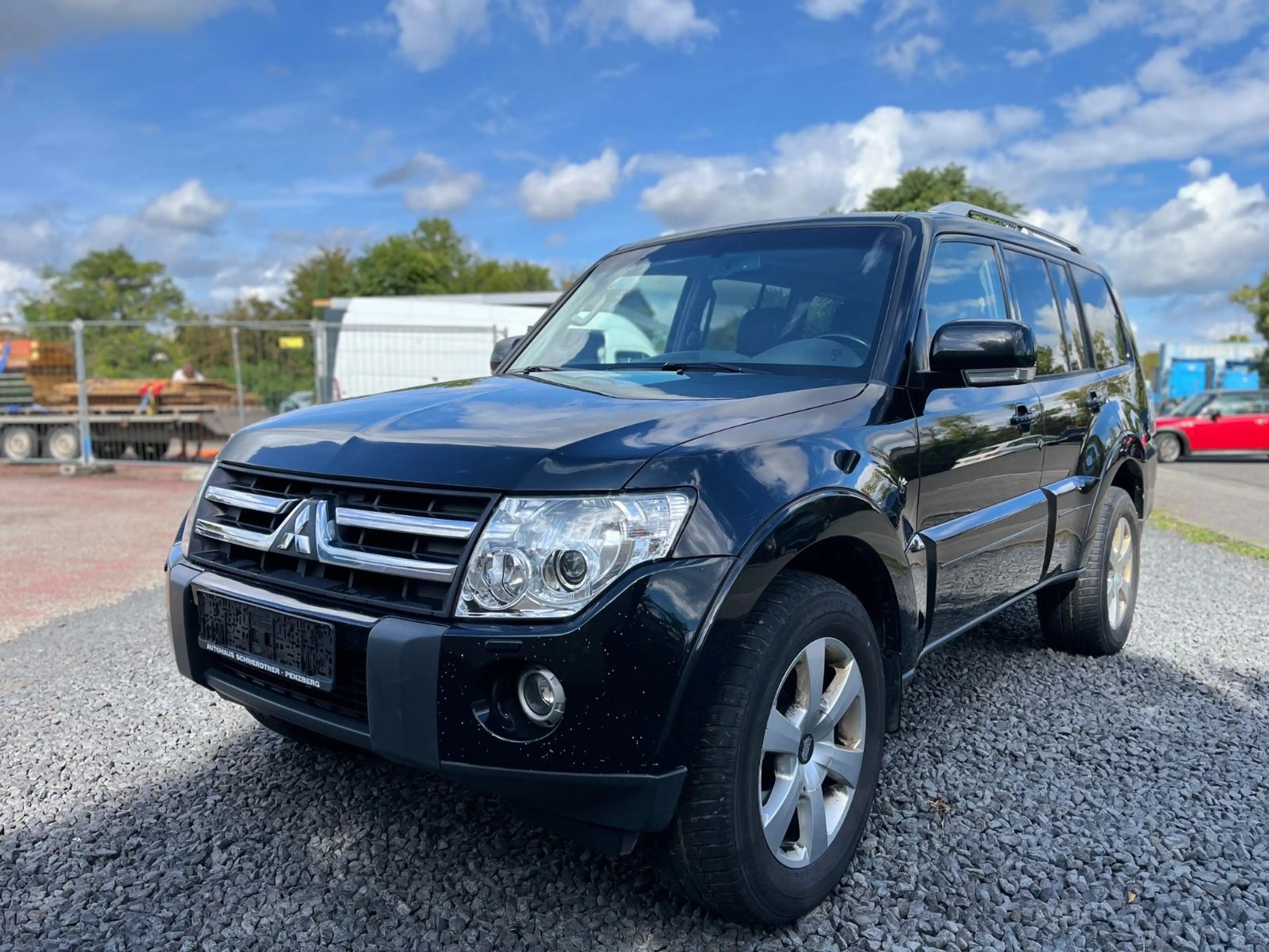 Mitsubishi Pajero 3.2 DI-D Instyle