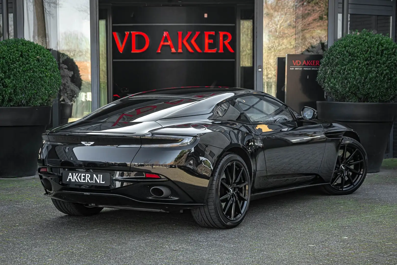Aston Martin DB11 V8 BLACK PACK+STOEL KOELING+360CAM+PREMIUM AUDIO Noir - 2