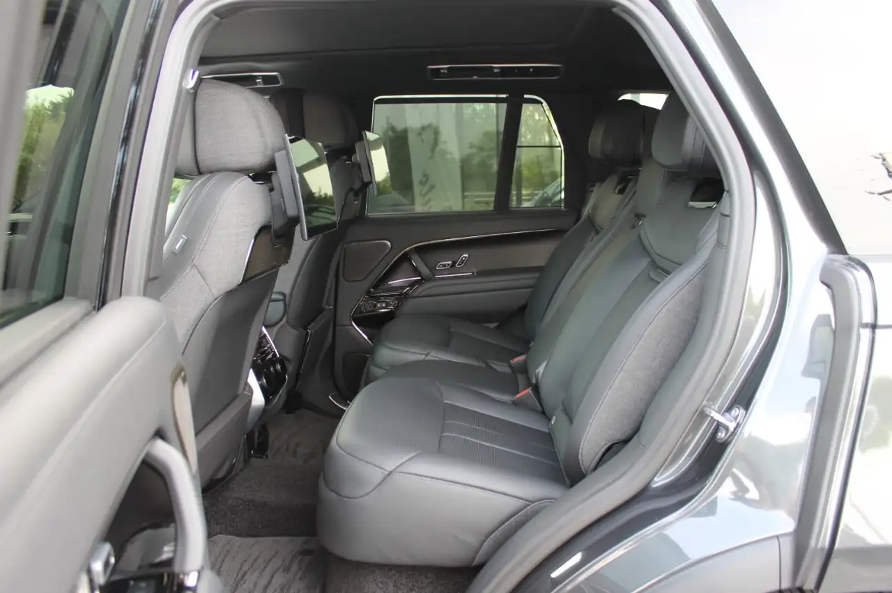 Land Rover Range Rover 4.4 V8 mhev SV awd 615cv auto, миниатюра 8
