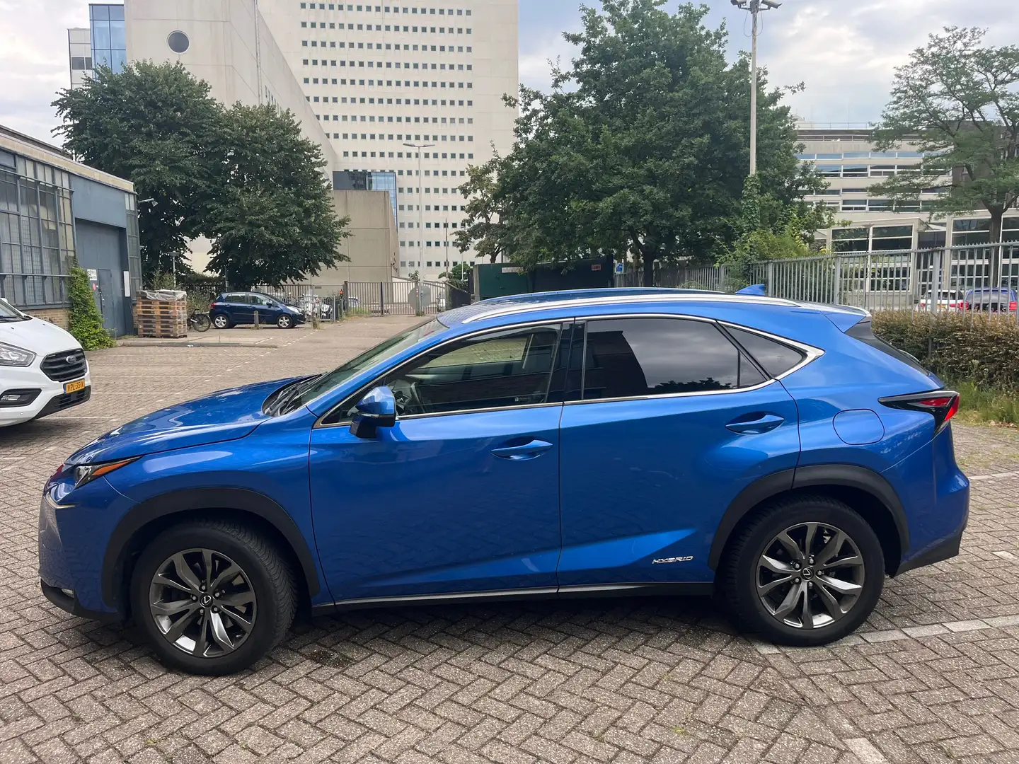 Lexus NX 300h NX 300h AWD Luxury Line Blau - 2