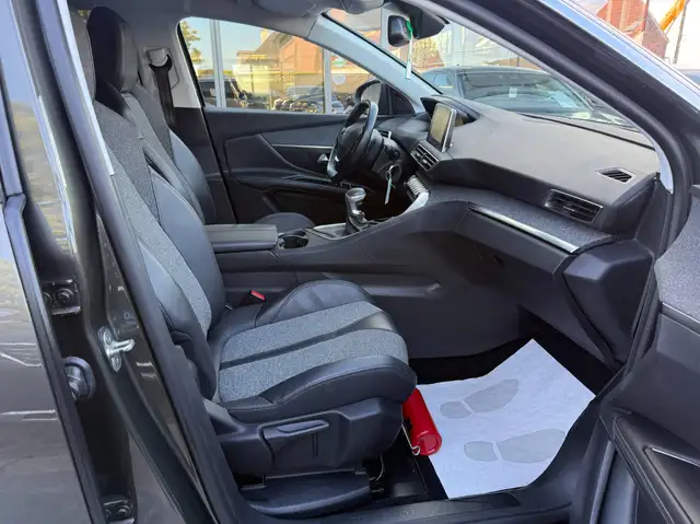 Peugeot 3008 view 28