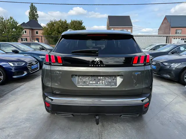 Peugeot 3008 view 6