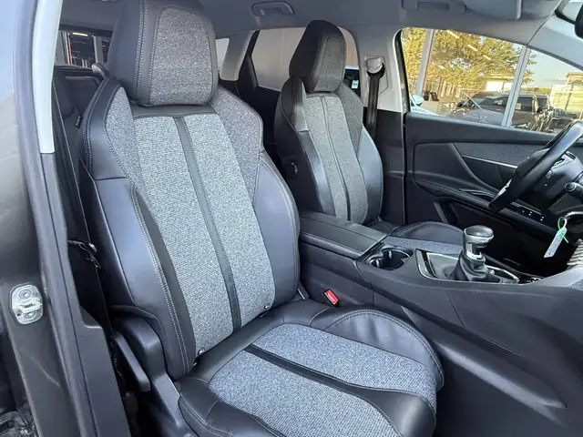 Peugeot 3008 view 30