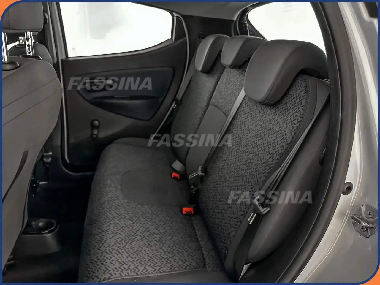 Lancia Ypsilon 2023 — фото 10