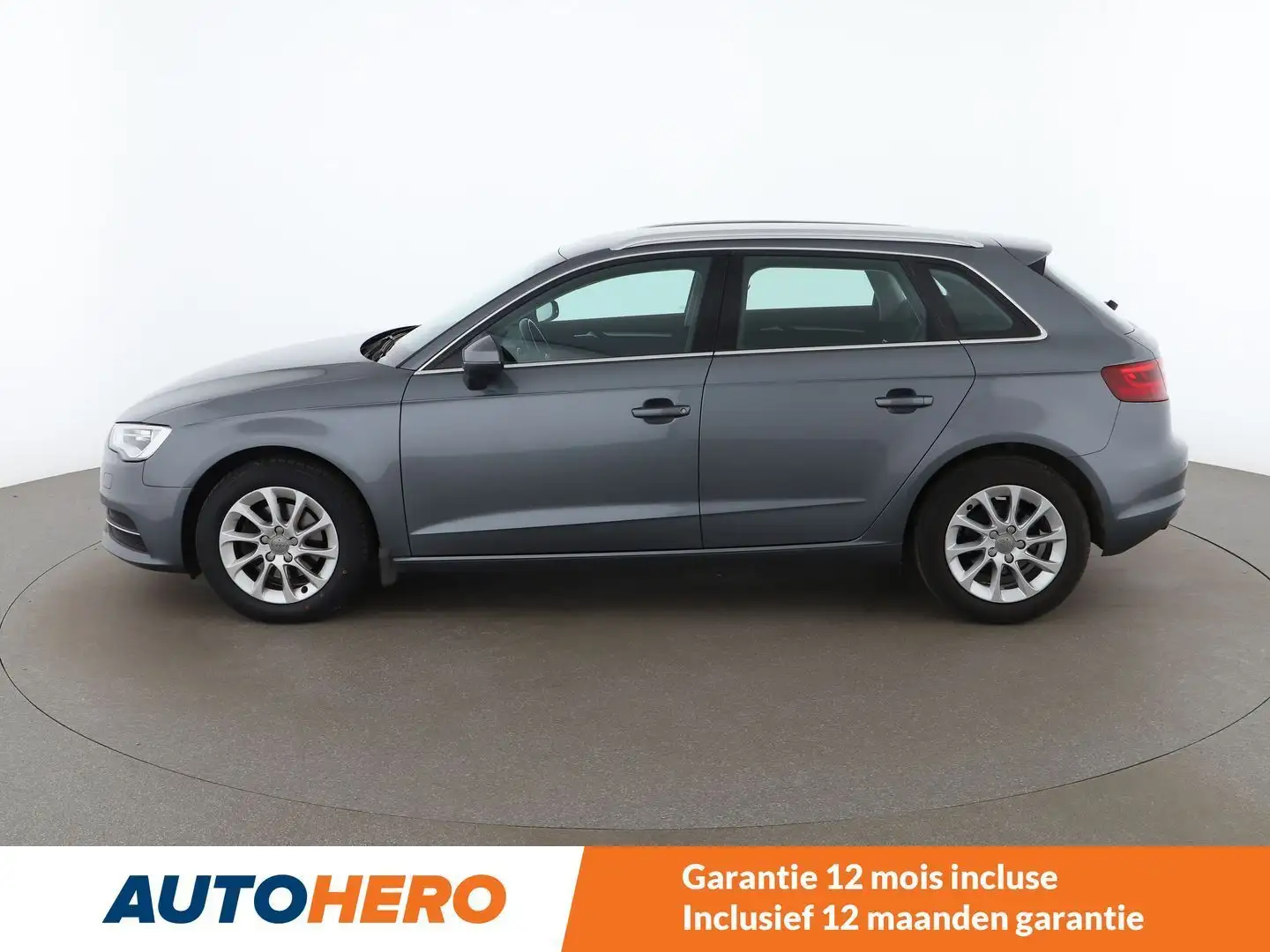 Audi A3 1.2 TFSI Attraction Gris - 2