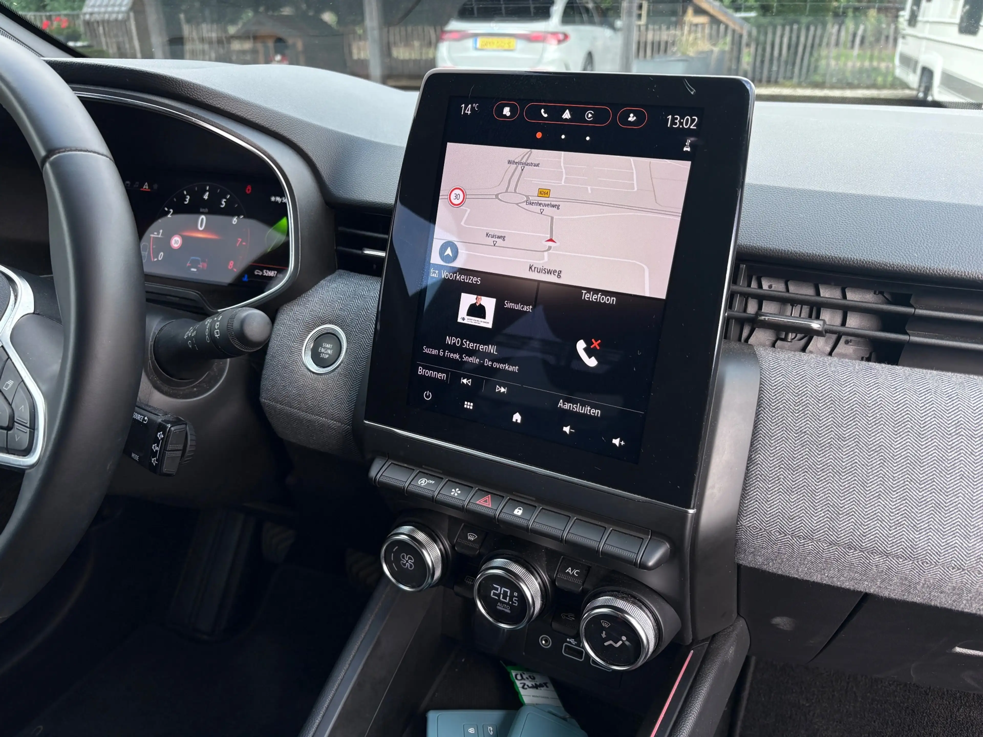 Renault Clio 1.0 TCe Techno Sport Grootbeeld, 17 inch, LED! — photo 32