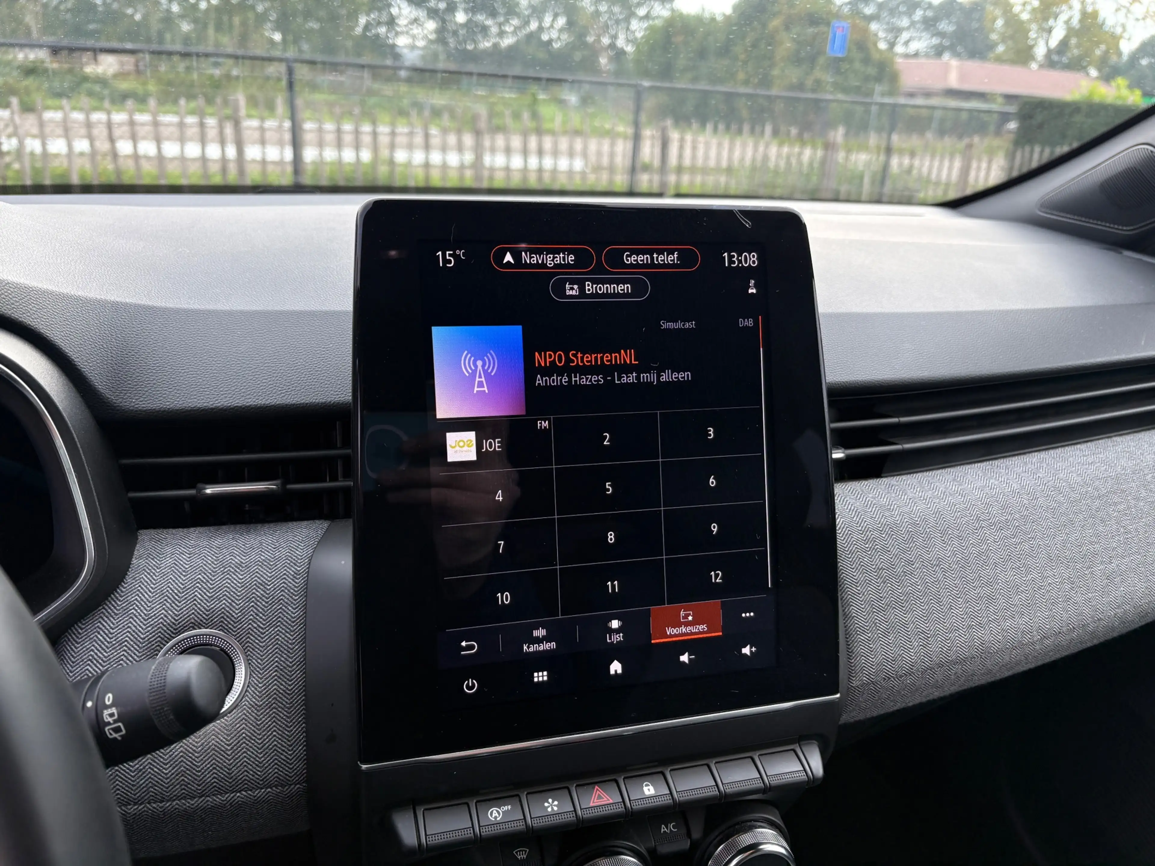 Renault Clio 1.0 TCe Techno Sport Grootbeeld, 17 inch, LED! — photo 29