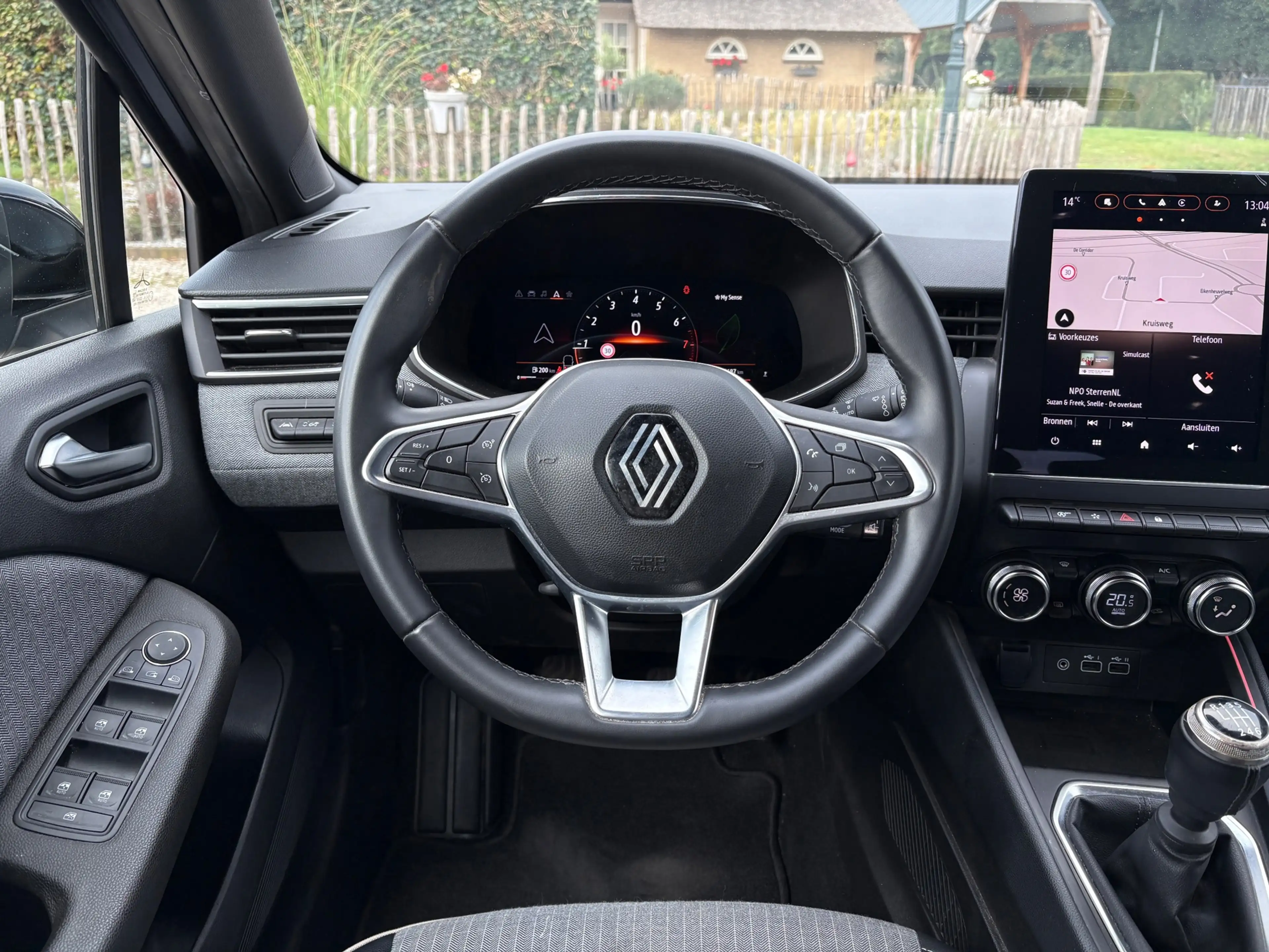 Renault Clio 1.0 TCe Techno Sport Grootbeeld, 17 inch, LED! — photo 14