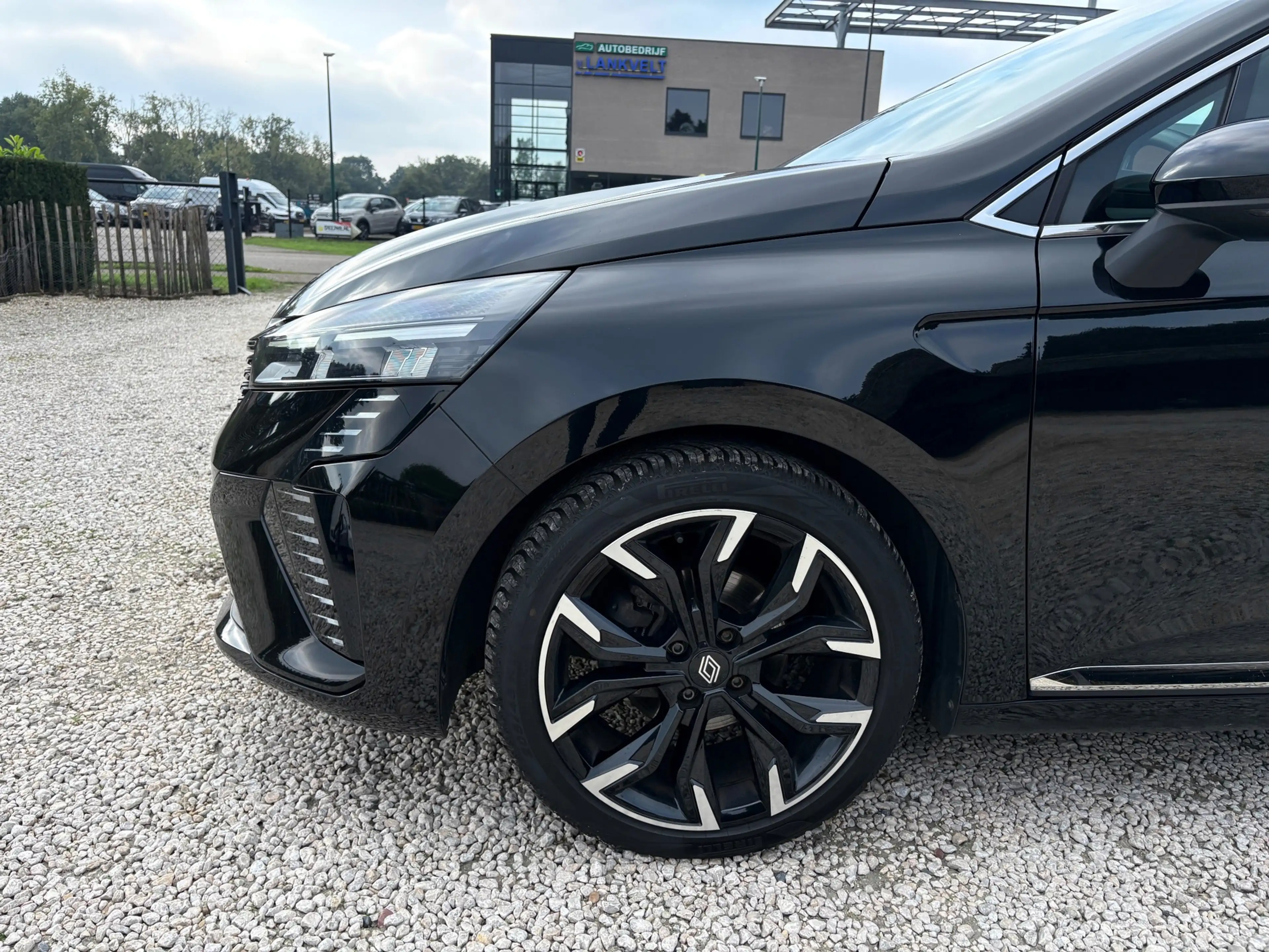 Renault Clio 1.0 TCe Techno Sport Grootbeeld, 17 inch, LED! — photo 4
