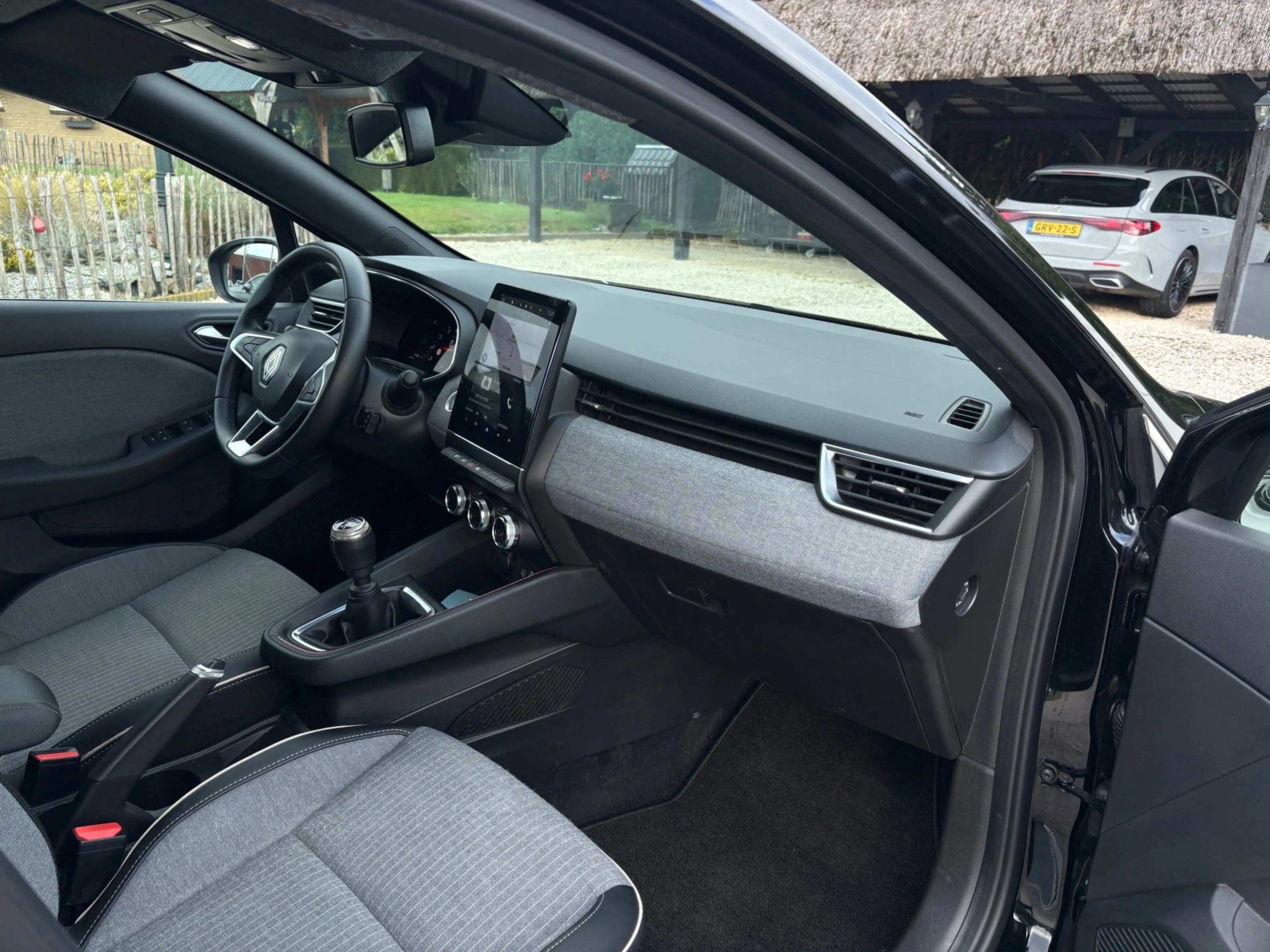 Renault Clio 1.0 TCe Techno Sport Grootbeeld, 17 inch, LED! — photo 35