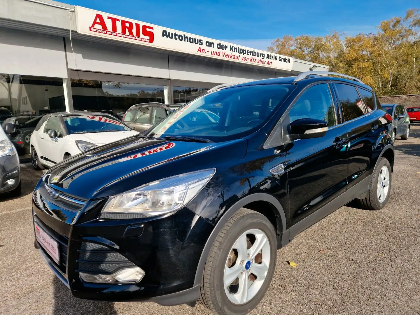 Ford Kuga Sync Edition Schwarz - 2