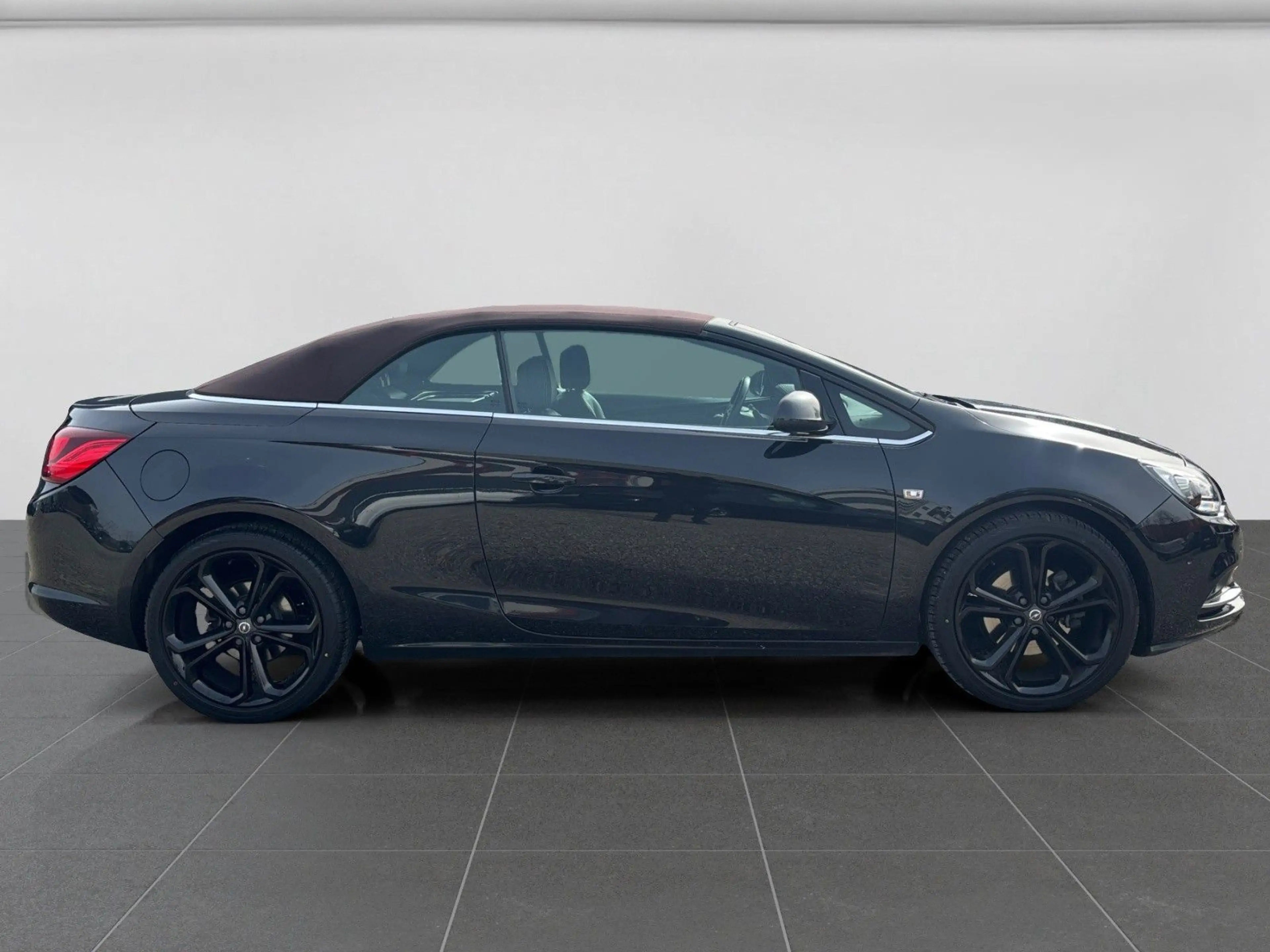 Opel Cascada 1.6 Turbo *SITZBELÜFTUNG* XENOX* — photo 8