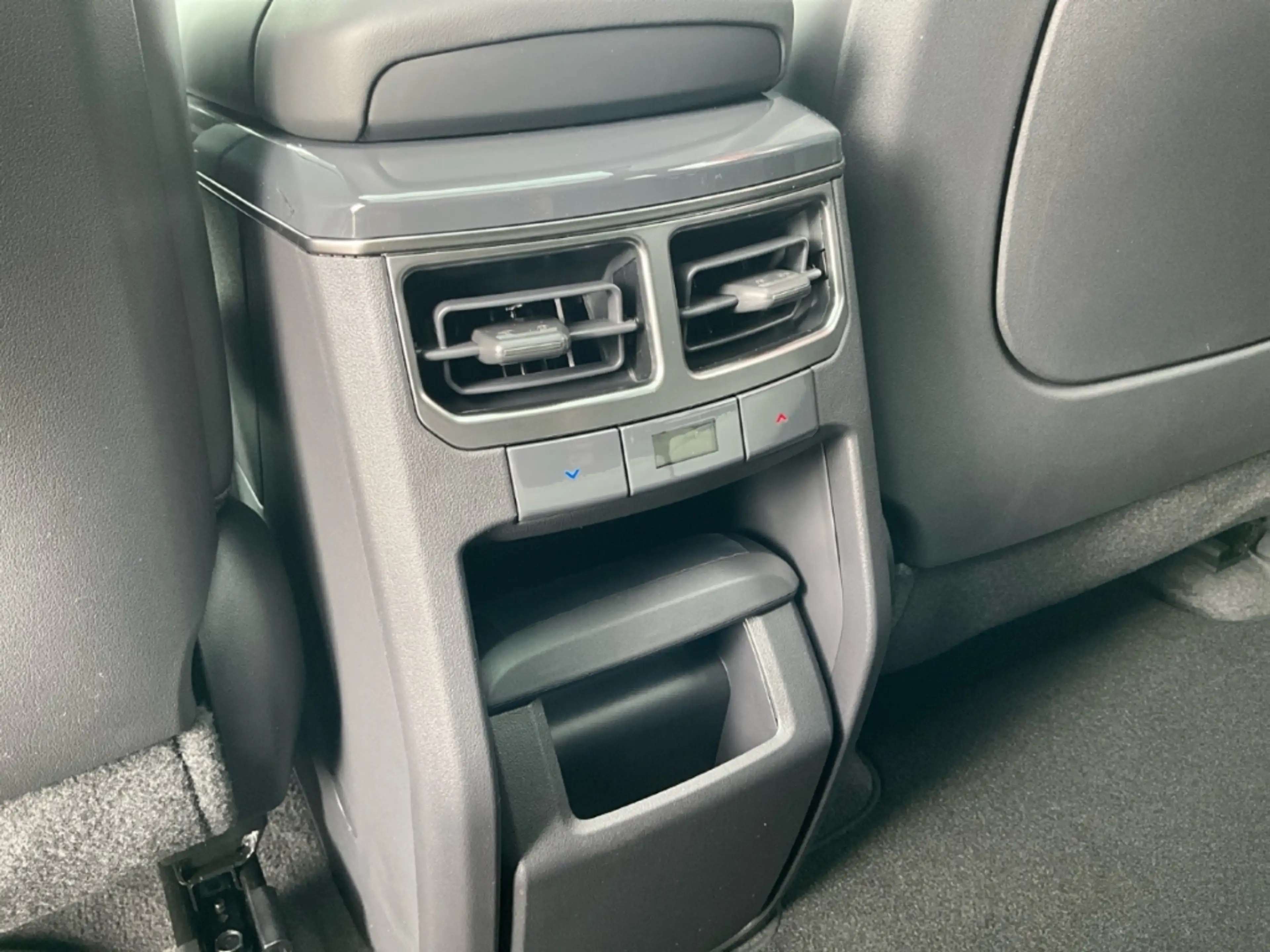 Kia EV5 GT-Line Glasdach Drive 81,4-kWh ACC Massage Head-U — photo 14