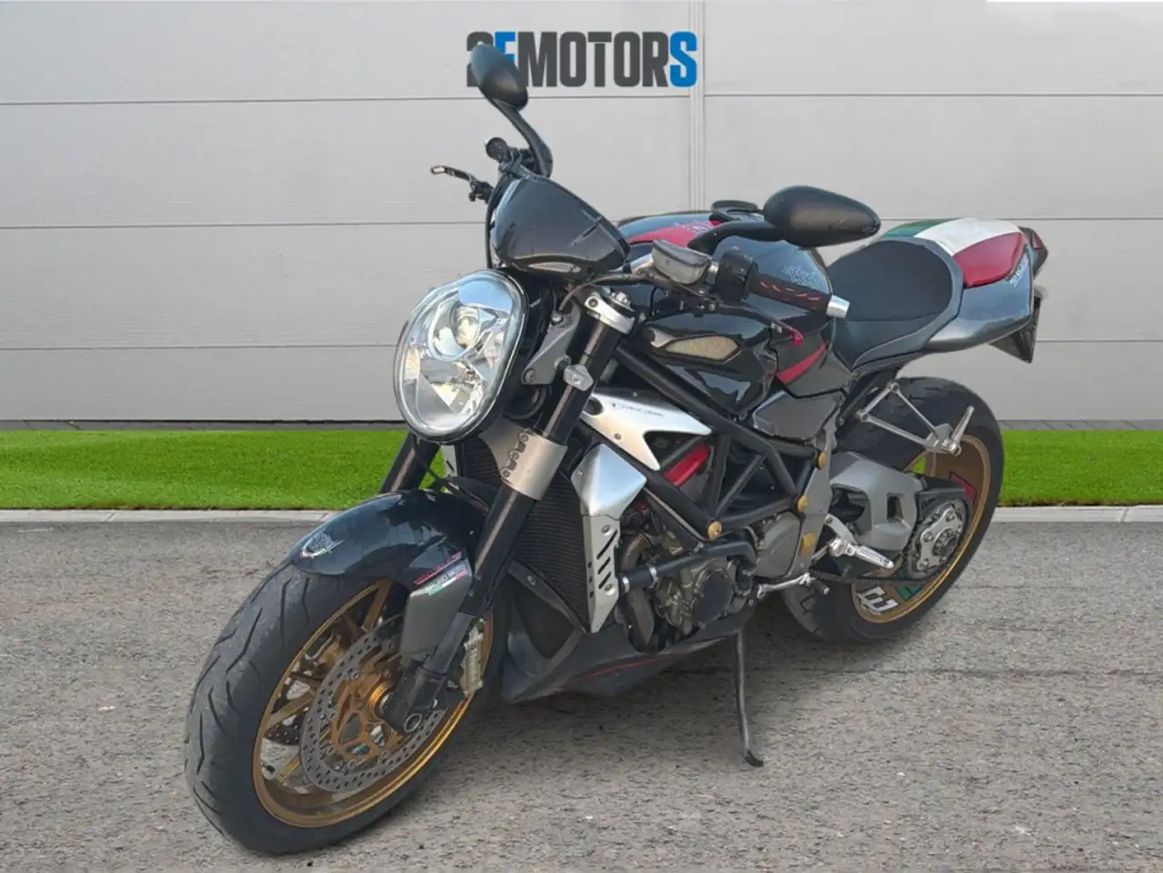 MV Agusta Brutale 910