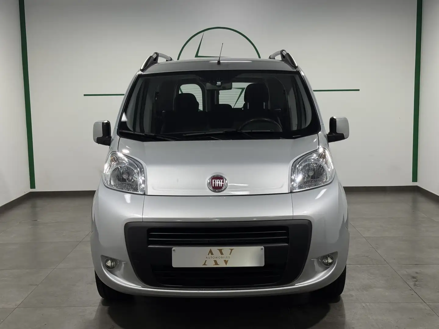 Fiat Qubo ** 1.4i ** Street ** A/C ** Garantie 12 mois ** Grau - 2