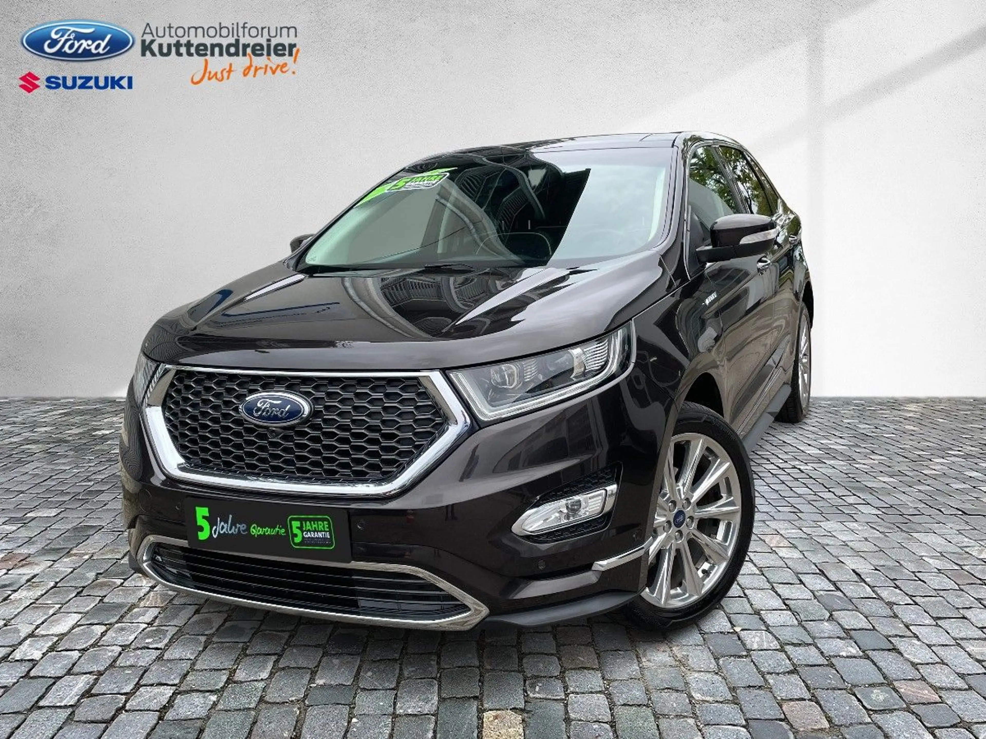 Ford Edge 4x4 Vignale Standheiz. Leder Glasdach Navi — photo 11