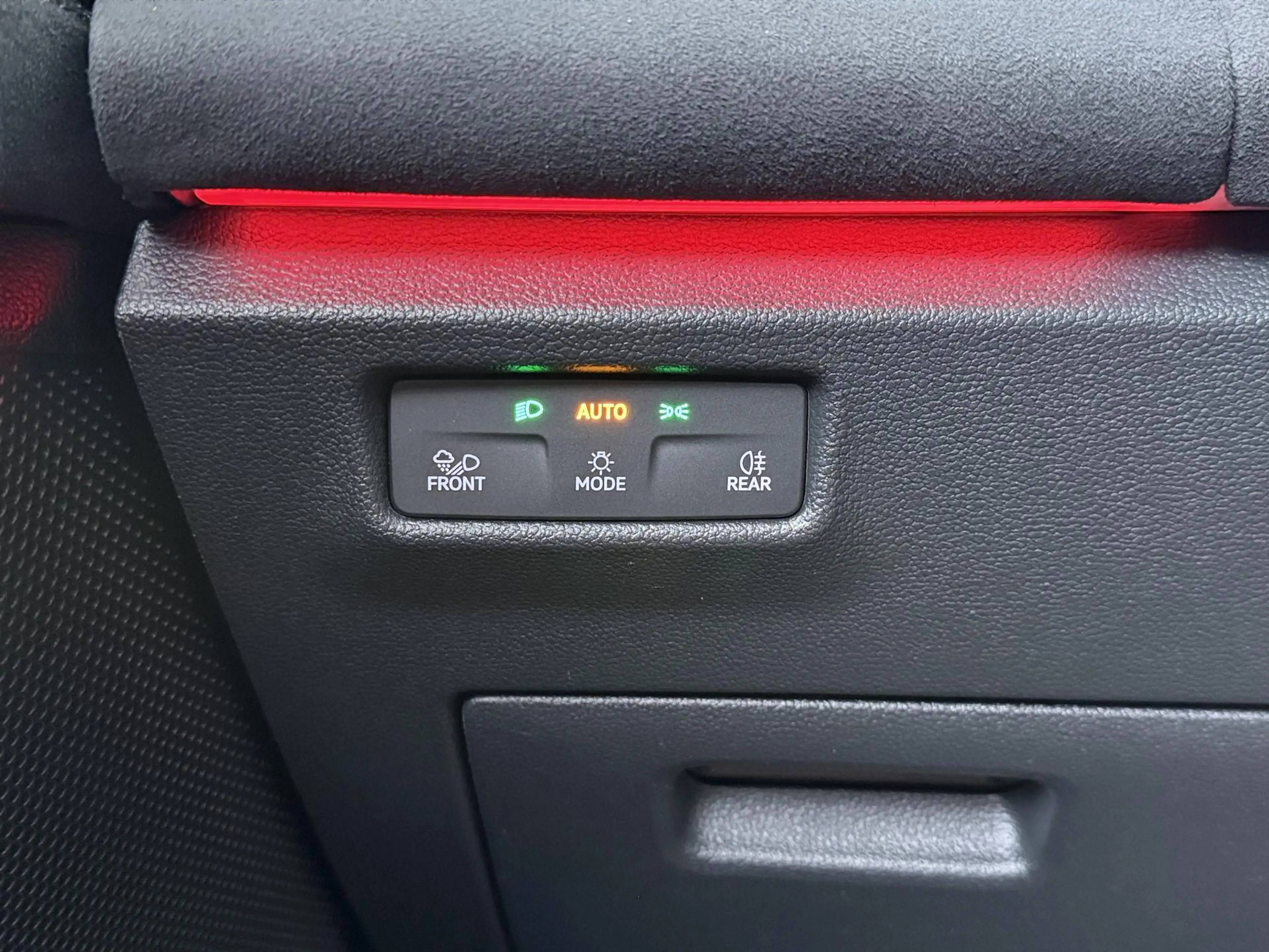 Volkswagen Tayron 1.5 eHybrid R-Line Edition | SoH 99% | 204 PK | Pa — photo 12