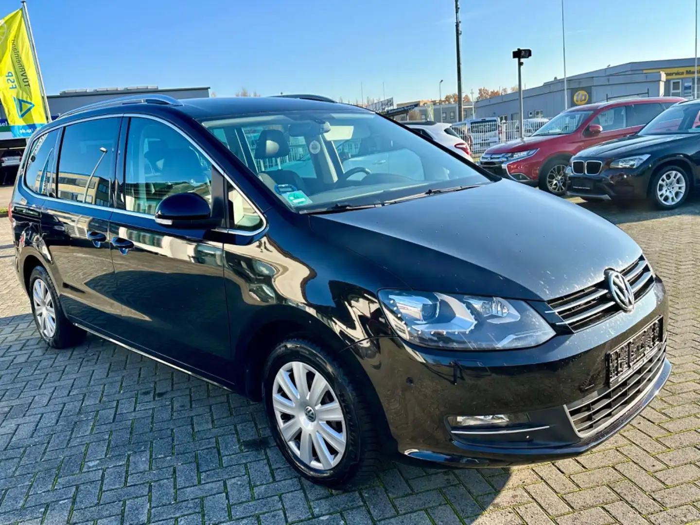 Volkswagen Sharan Highline BMT Schwarz - 2
