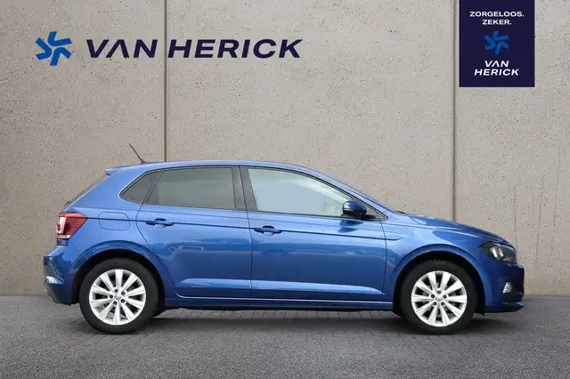 Volkswagen Polo view 3