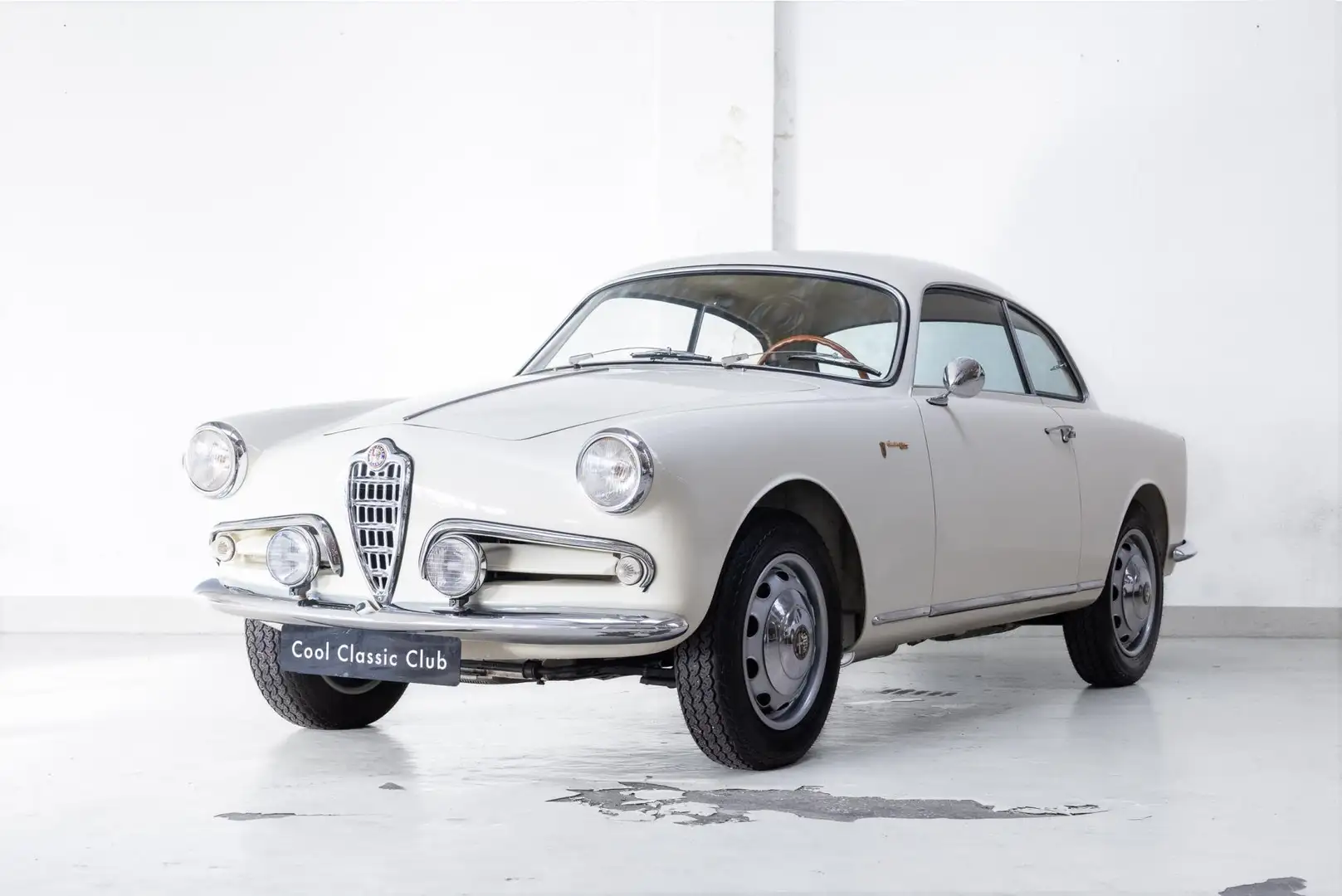 Alfa Romeo Giulietta Sprint - Long Term Ownership - Nardi Floorshift - - 1