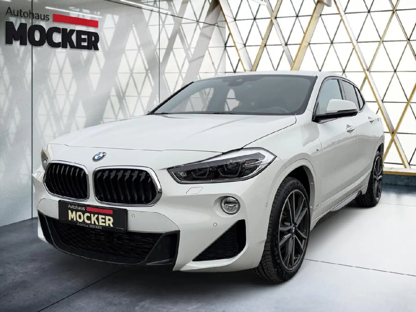 BMW X2 sDrive 20 i M Sport Weiß - 1