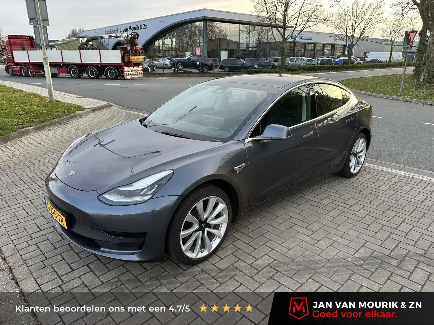 Tesla Model 3 Standard RWD Plus 60 kWh | lichte schades rondom/m Grijs - 1