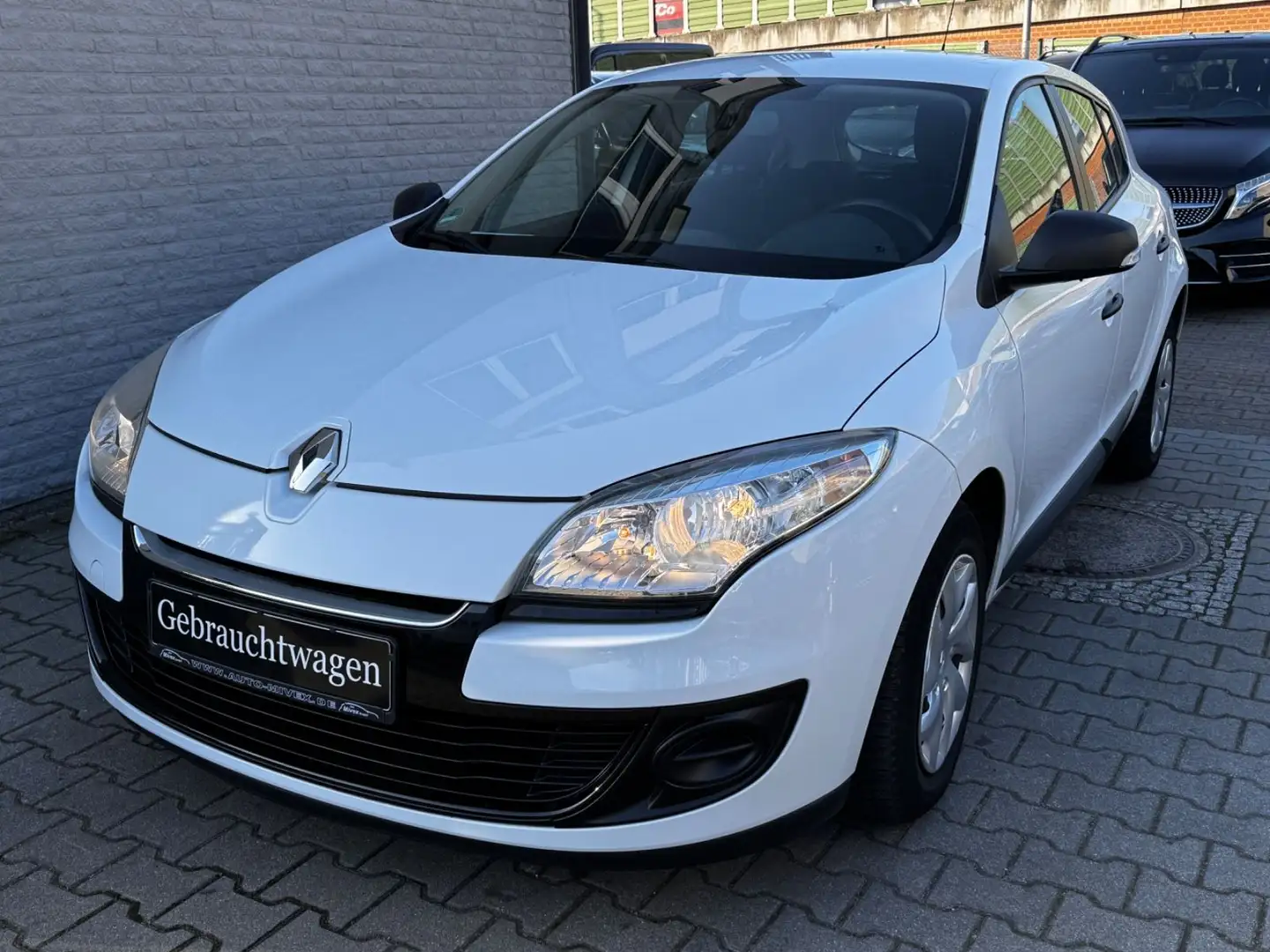 Renault Megane 1,6 III Lim. 5-trg. Authentique 1.Hand HU Bianco - 2