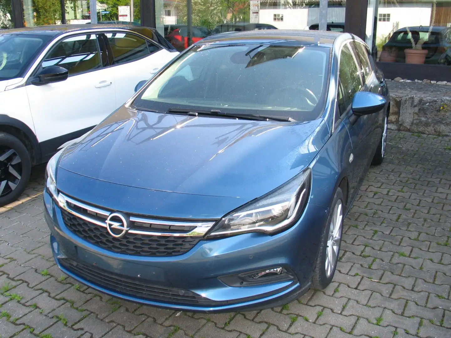 Opel Astra 1.4 Innovation 110kW S/S Blauw - 1