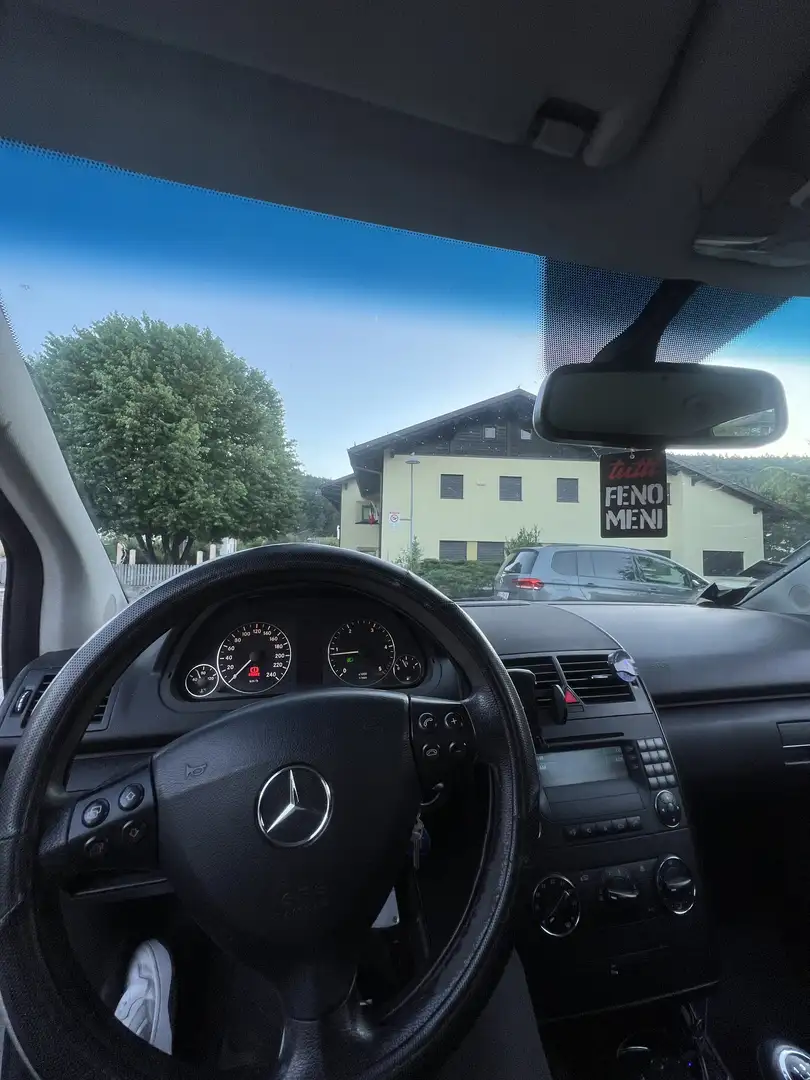 Mercedes-Benz A 160 cdi Avantgarde edition10 Gris - 1