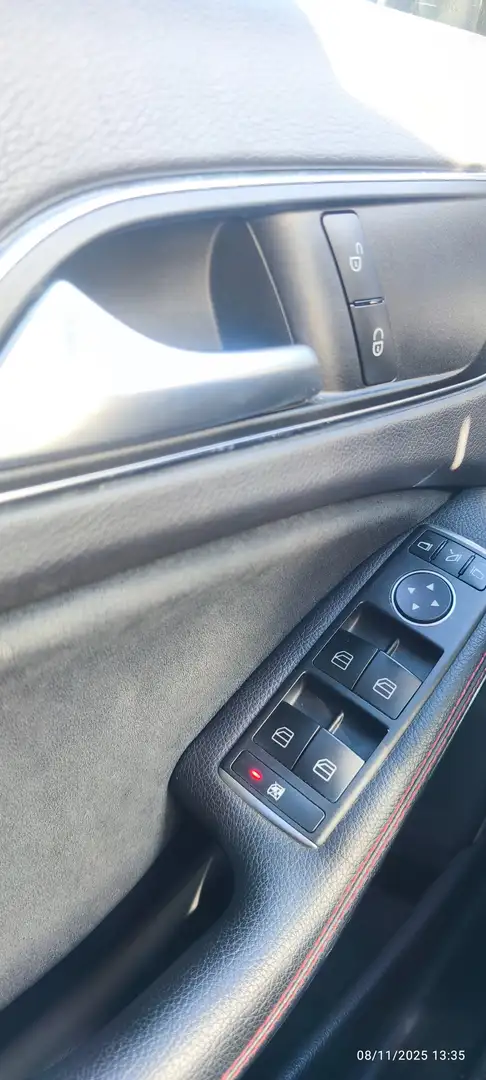 Mercedes-Benz 180 - 2