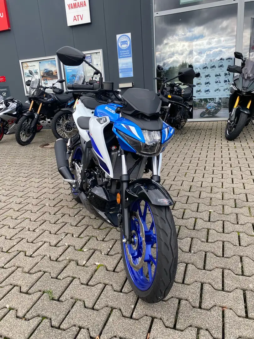 Suzuki GSX-S 125 Mit LED Blinker und Kennzeichenträger Umbau Azul - 2