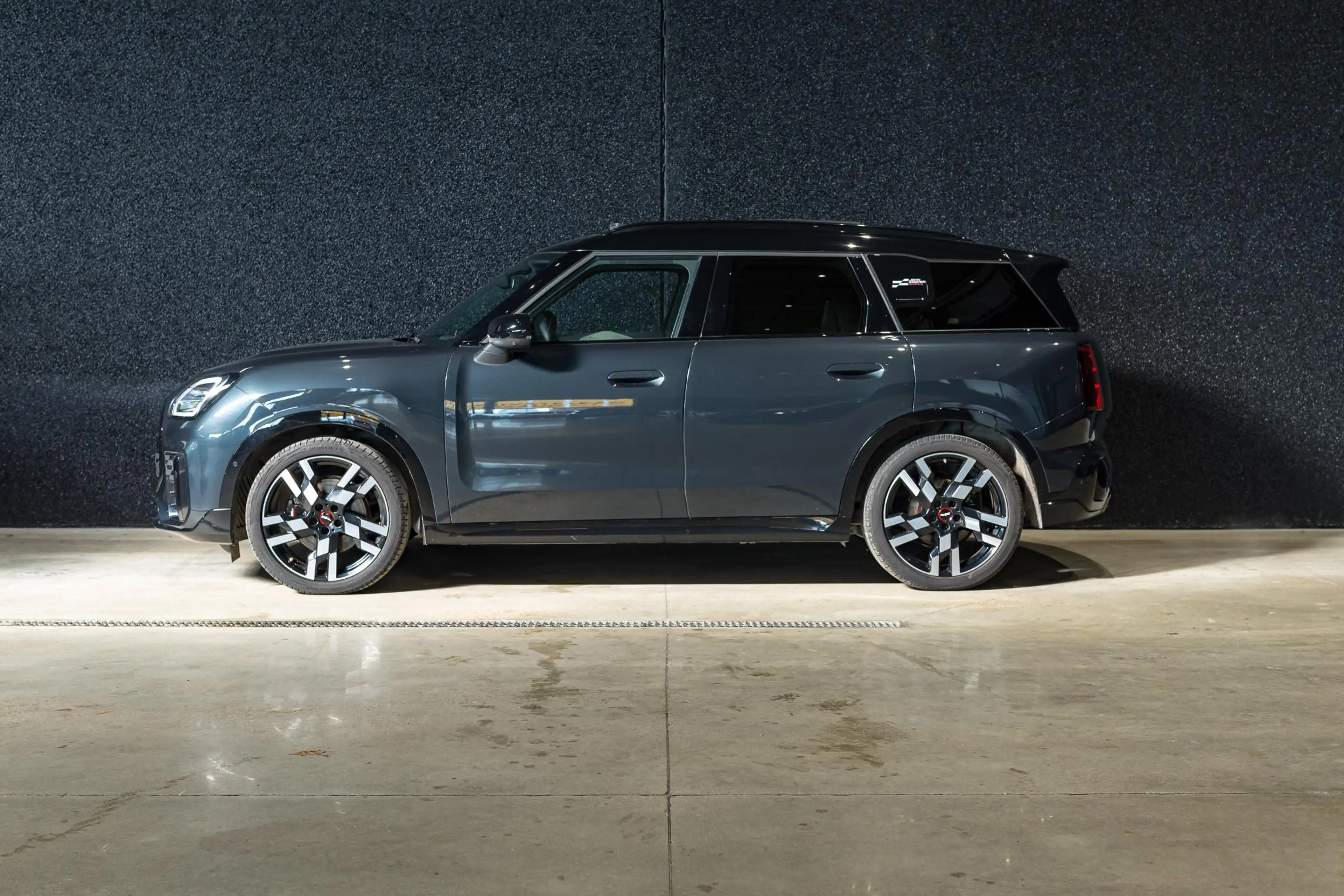 MINI John Cooper Works Countryman C JCW PANO DAK | HUD | CAM | Adaptive CC | Memory — photo 4