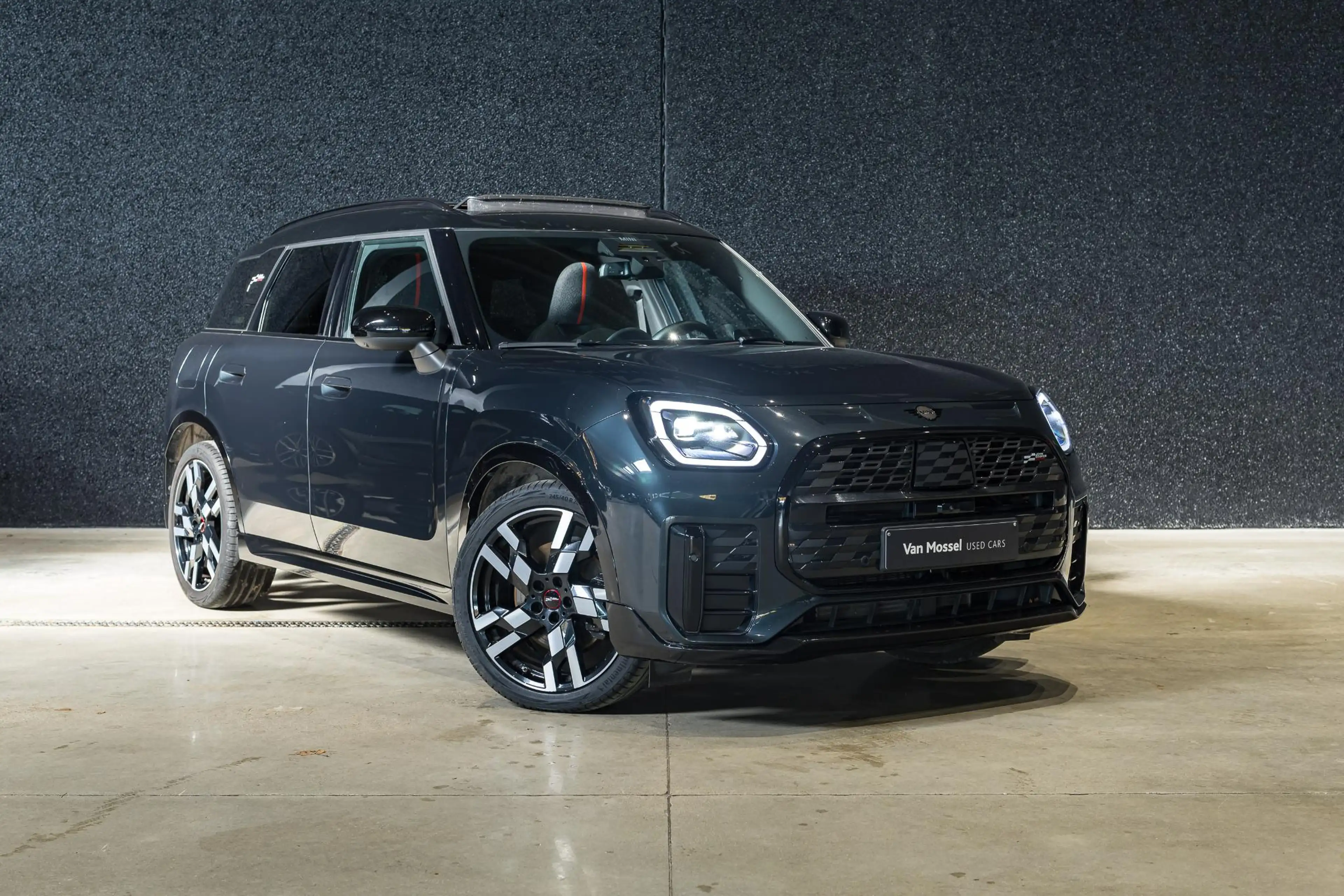 MINI John Cooper Works Countryman C JCW PANO DAK | HUD | CAM | Adaptive CC | Memory — photo 3