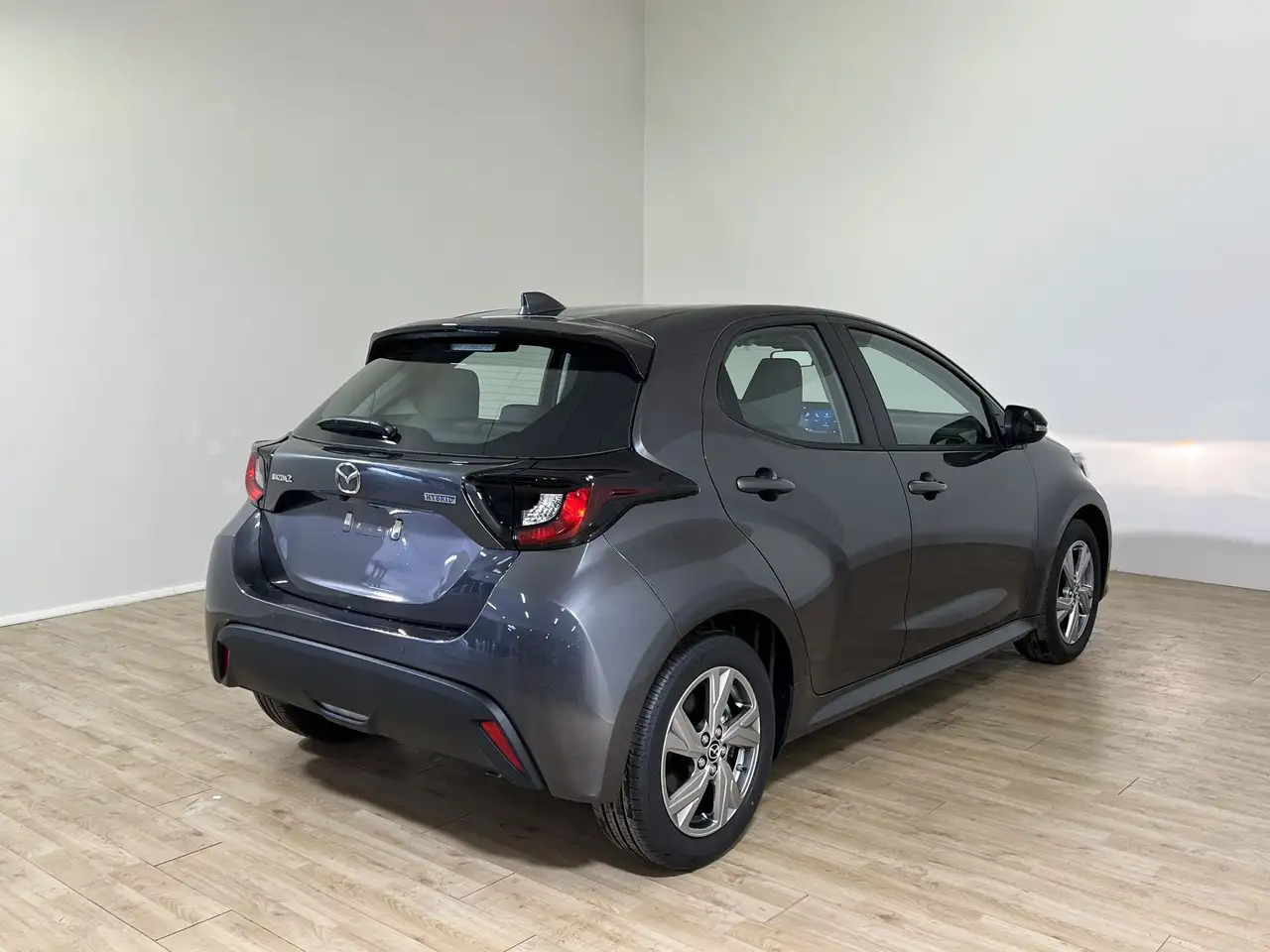 Mazda 2 Mazda2 Hybrid 1.5 VVT e-CVT Full Hybrid Elec. Exclusive-Line, миниатюра 6