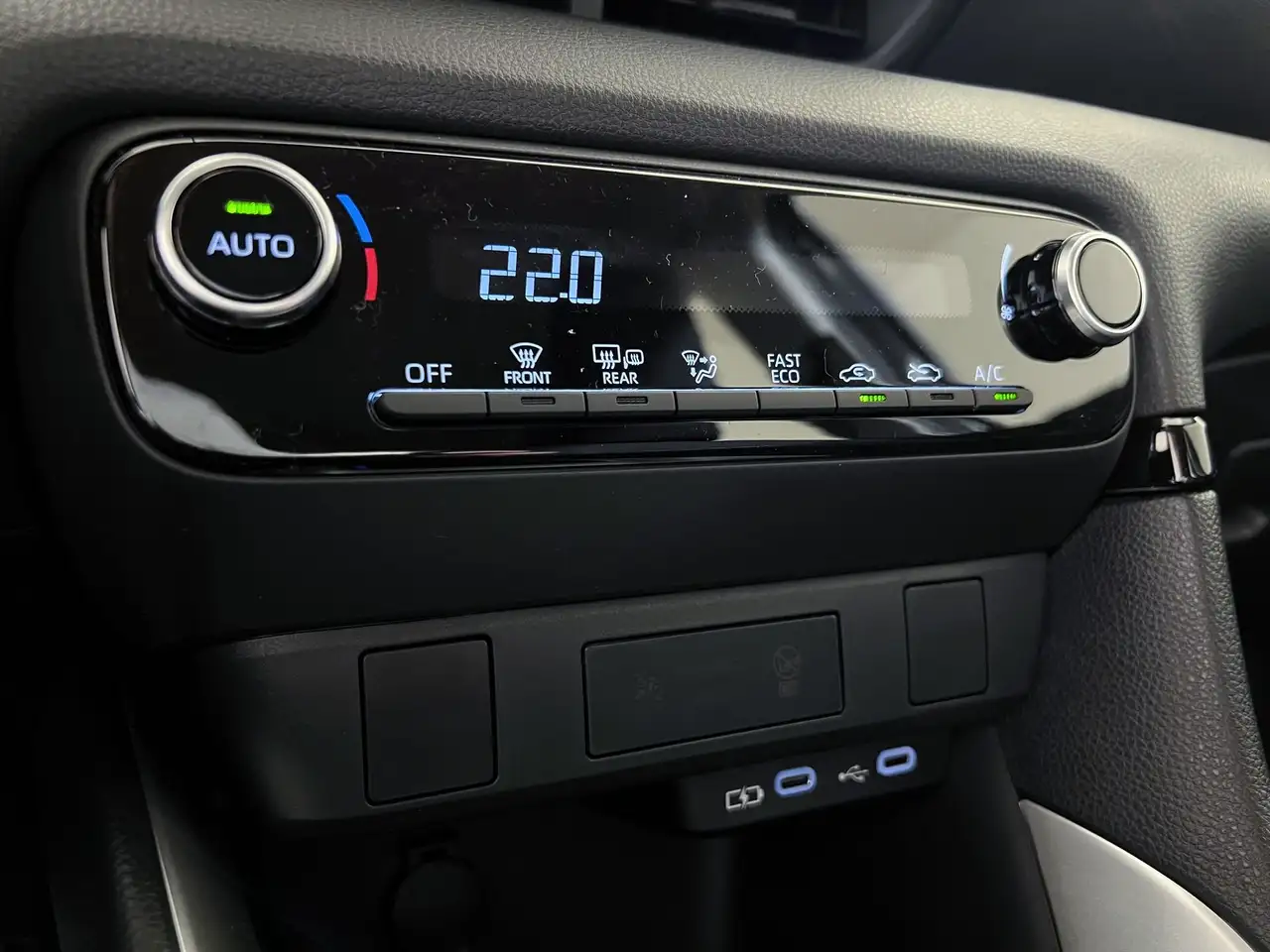 Mazda 2 Mazda2 Hybrid 1.5 VVT e-CVT Full Hybrid Elec. Exclusive-Line, миниатюра 18